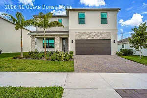 2006 NE Ocean Dunes Dr