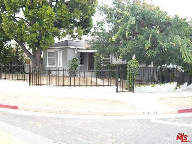 1st image of 16796 Marquez Ave