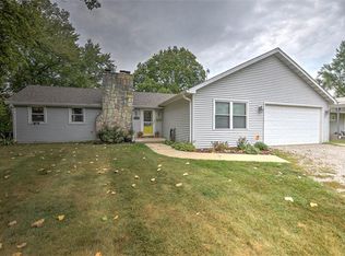 4295 E Park Ln, Decatur, IL 62521