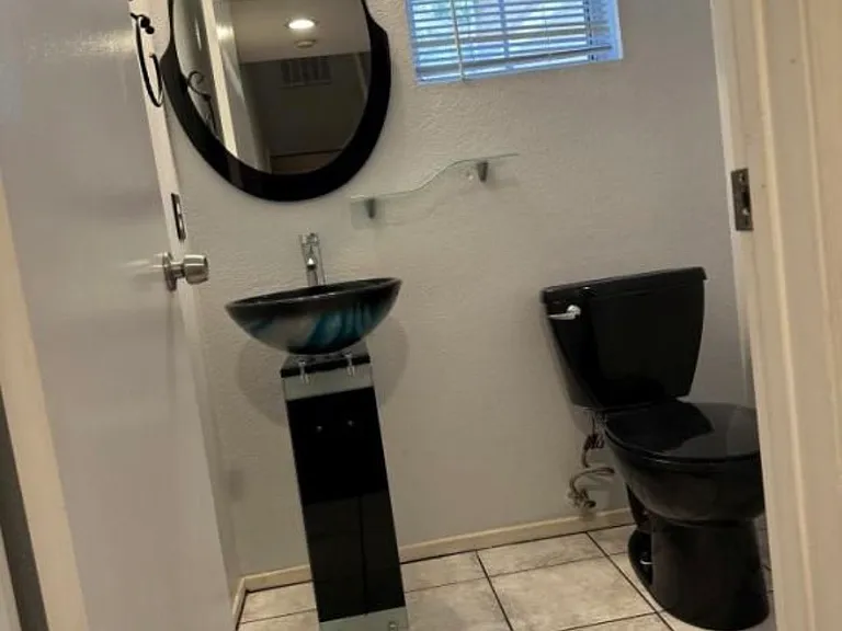 9990 Scripps Vista Way #90 — Photo 6