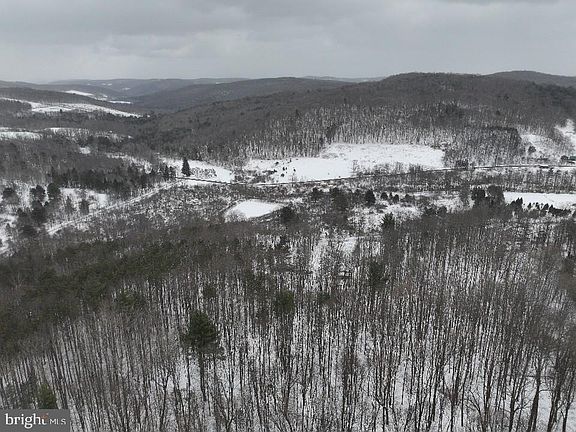 3rd image of 1-0 Holbrook Rd