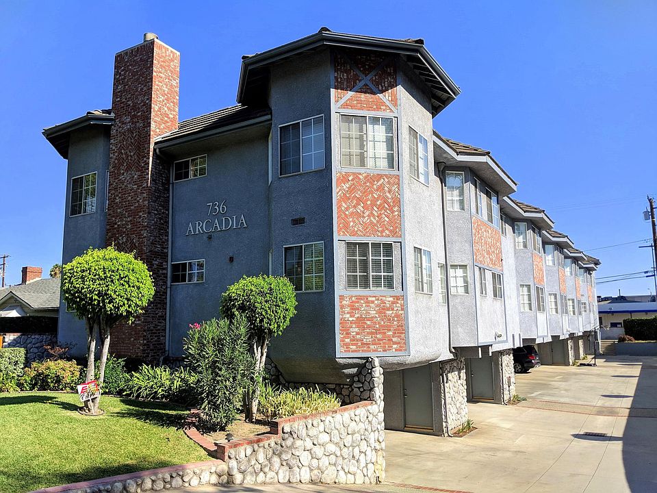 Apartment complex at 736 Arcadia Ave in Arcadia, California
