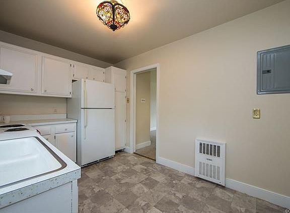 3rd image of 4030 Forest Hill Ave #U33