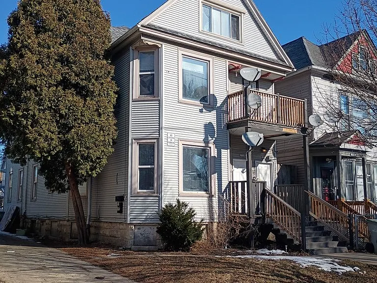 1710 W Mineral St — Photo 14