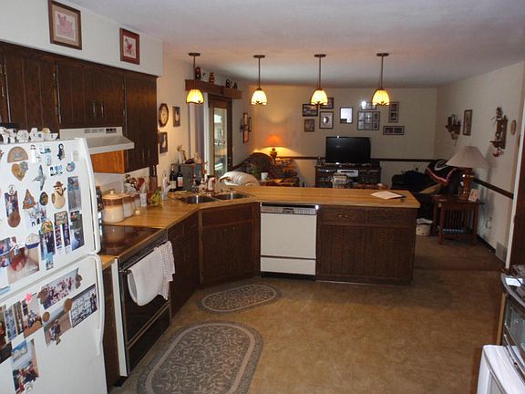 4th image of 8247 N Teutonia Ave