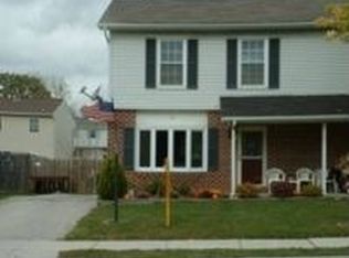 14 E Lakeview Dr, Littlestown, PA 17340