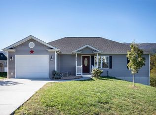 288 Locustdale Loop, Shenandoah, VA 22849