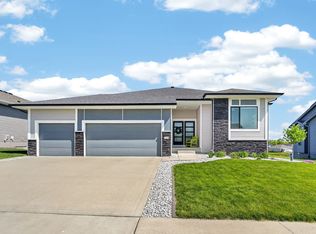 704 Meadow Rd, Adel, IA 50003