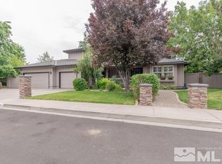 800 Huffaker Estates Cir, Reno, NV 89511