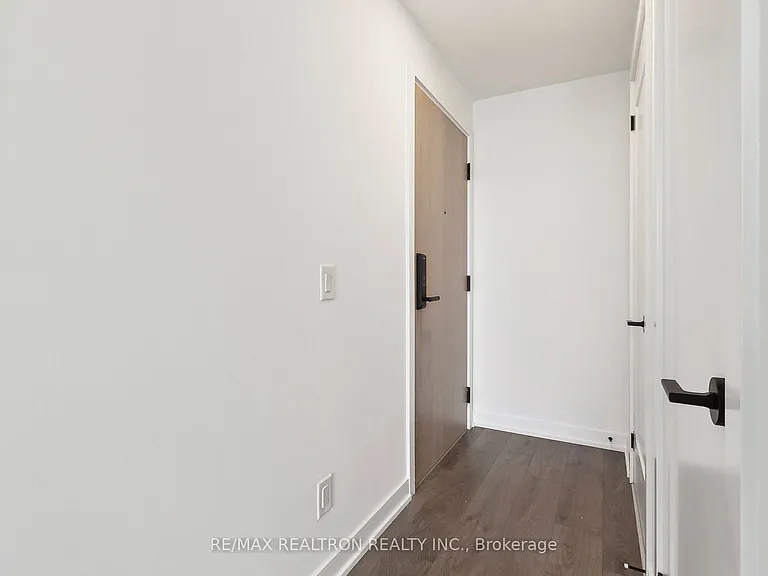 5 Defries St #722 — Photo 13