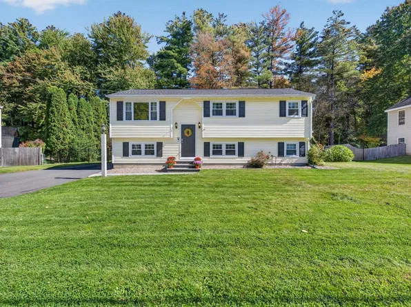 25 Kim Road, Salem, NH 03079