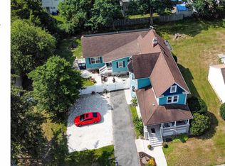 15 W Bolton Ave, Absecon, NJ 08201