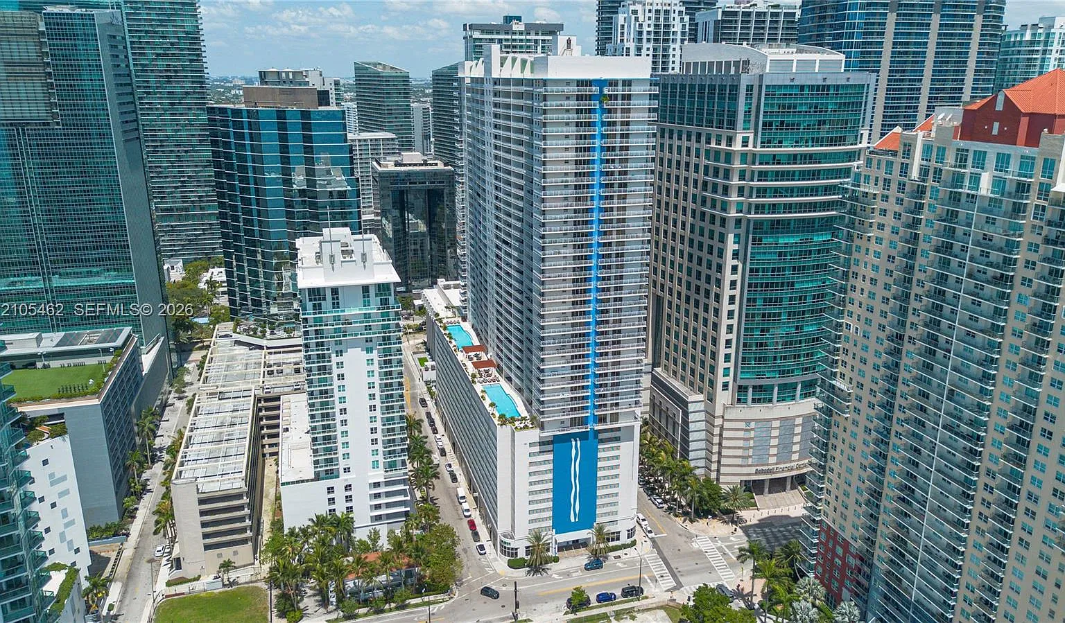 The Club At Brickell Bay — Photo 1