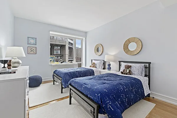 Sold by Compass | media 9