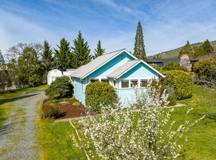 3363 Lone Pine Rd, Medford, OR 97504