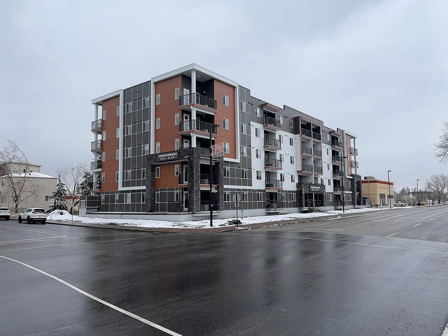 Station View Apartments — Photo 2