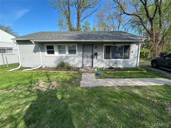 59 Helen Ct, Cahokia, IL 62206