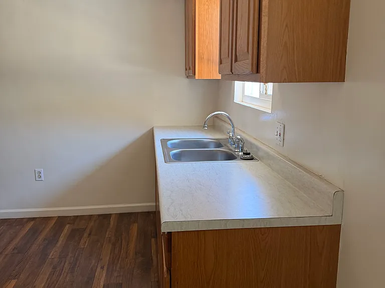 908 S Latimer St — Photo 8