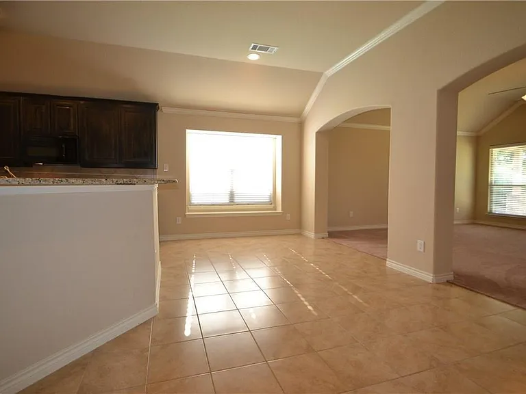 804 Willow Wood Dr — Photo 12