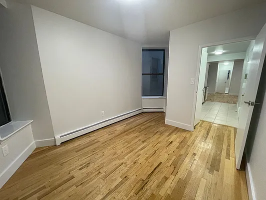 Rented by VRE | media 5