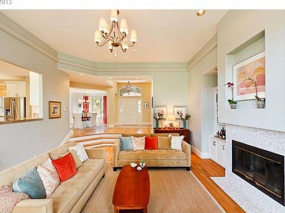 Great Rm to Entry
