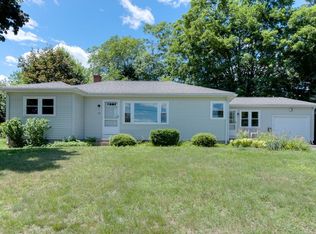 24 Edgewood St, Three Rivers, MA 01080