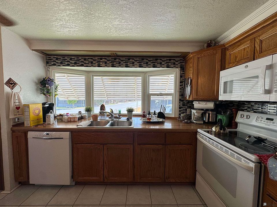 2700 W 8th St, Yuma, AZ 85364 | MLS #20261323 | Zillow