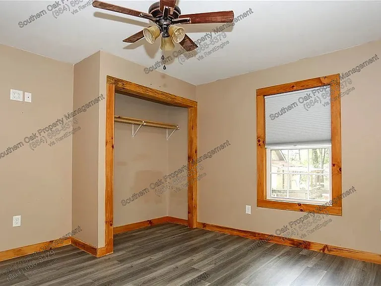 112 Aiken St — Photo 24