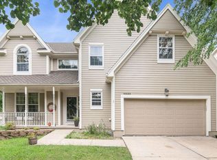 14533 S Roth Cir, Olathe, KS 66062