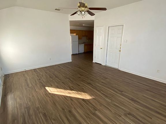 3rd image of 3311 Alicante Ct #A