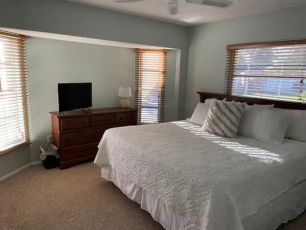 3645 Slayton Ave — Photo 10