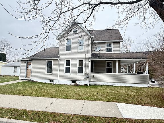 2nd image of 33 Holland St