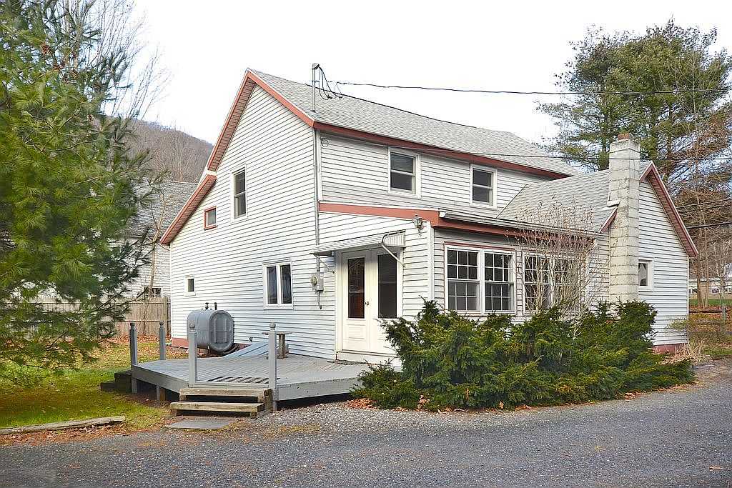 127 Route 214, Phoenicia, NY 12464 Zillow