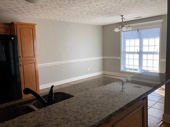 3rd image of 73 Lee Road 2138