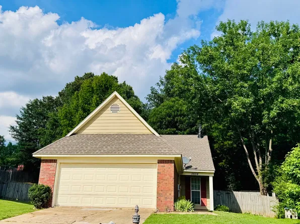 5654 April Dr, Southaven, MS 38671