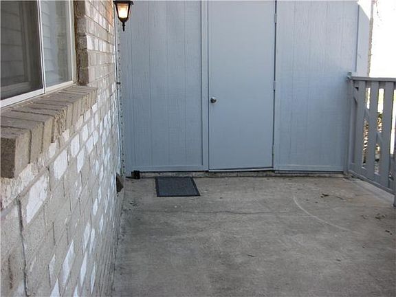 2nd image of 1402 Bill Carroll Dr