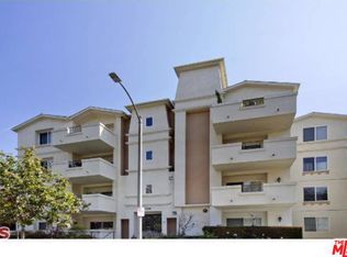1726 S Bentley Ave APT 304, Los Angeles, CA 90025