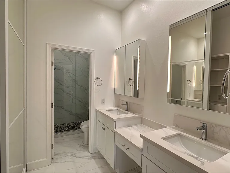 5268 Island Chain Rd — Photo 28