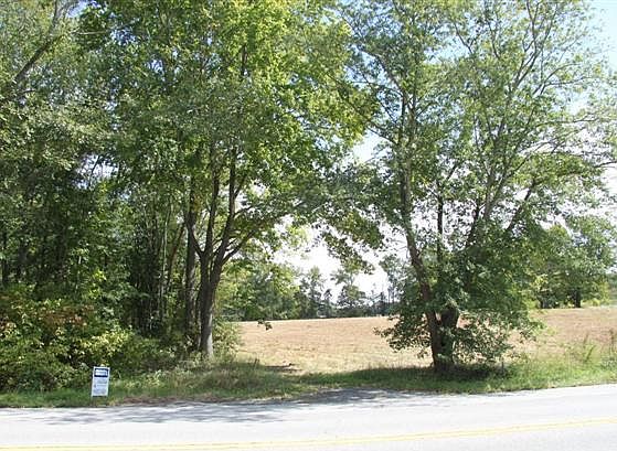 2nd image of 9139 Fairlee Rd