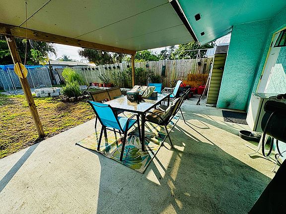 4th image of 5679 SE Indigo Ave