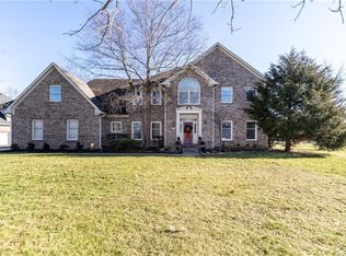 8815 Admirals Bay Dr, Indianapolis, IN