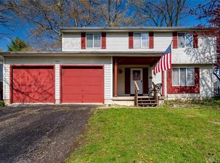10061 Broken Woods Dr, Miamisburg, OH 45342