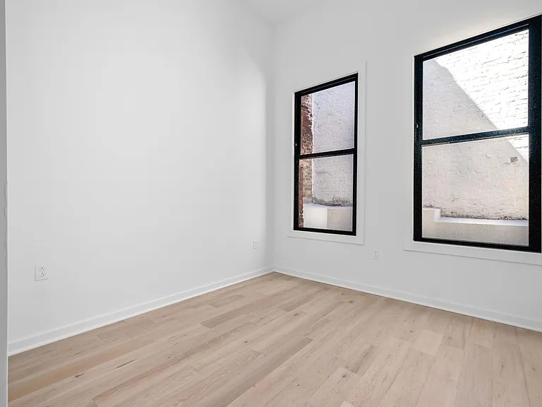 1931 2nd Ave N #203 — Photo 9