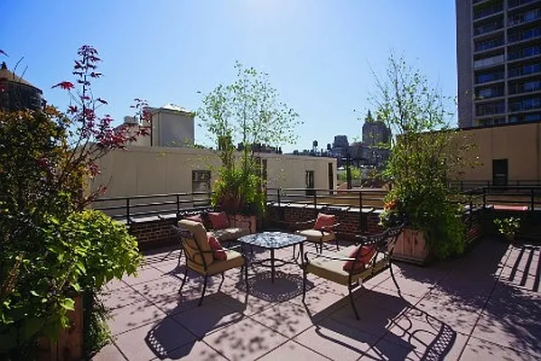 Rented by Maison International | media 24