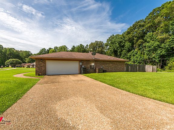 5th image of 3002 Long Pines Dr