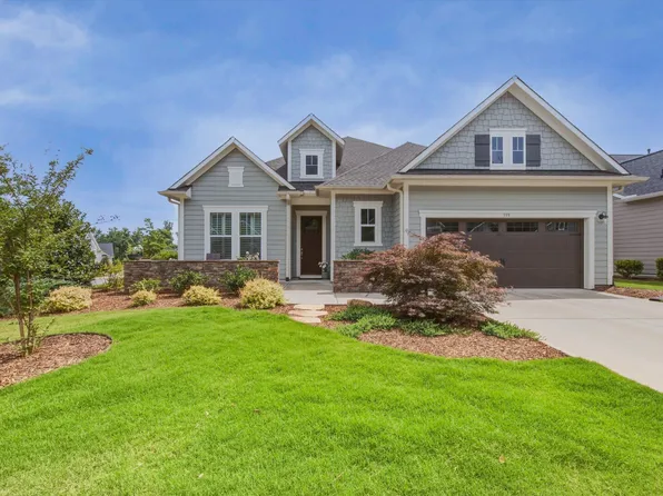 559 Middleton Pl, Chapel Hill, NC 27516