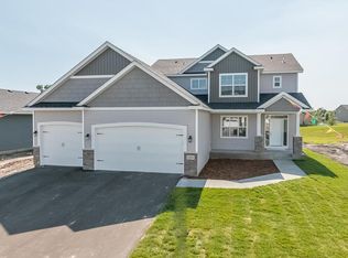 18837 Blackfoot St, Oak Grove, MN 55303