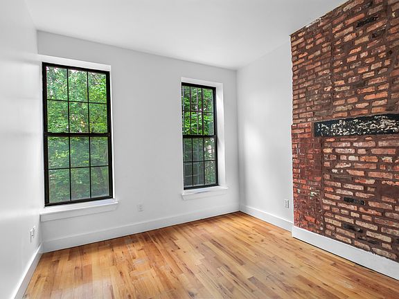 3rd image of 354 Marcus Garvey Blvd APT 3