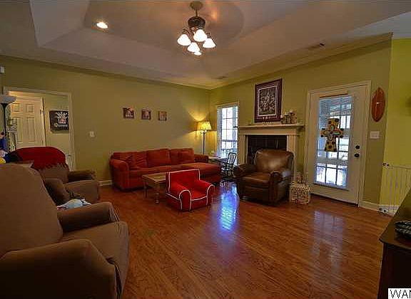 5th image of 12821 Country Ln