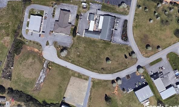 1st image of Hampshire Dr